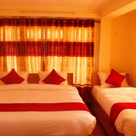 Mountain Backpackers Hostel Kathmandu Exterior photo