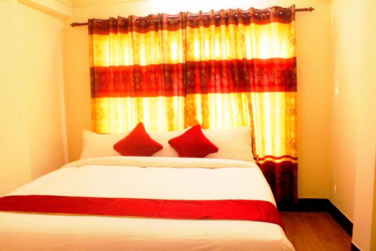 Mountain Backpackers Hostel Kathmandu Exterior photo