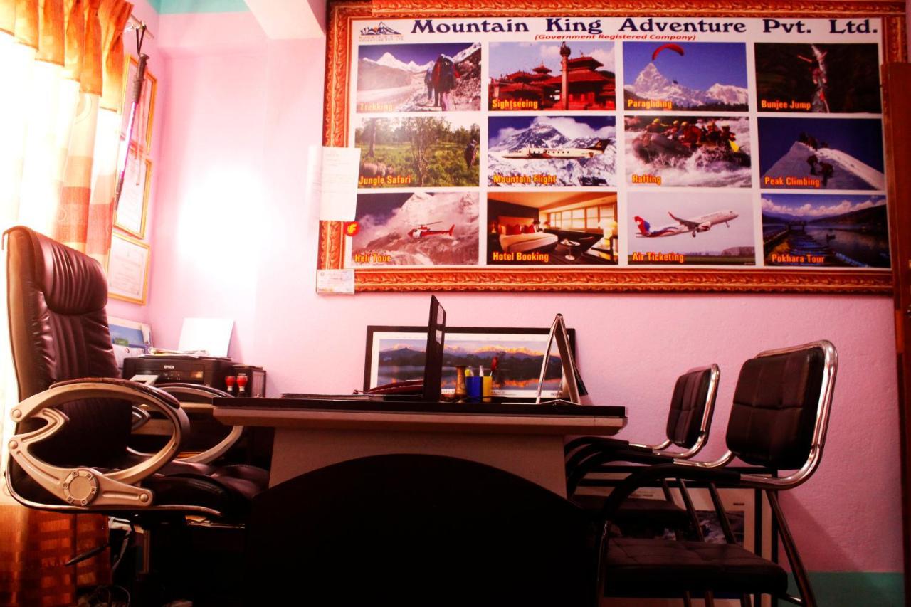 Mountain Backpackers Hostel Kathmandu Exterior photo