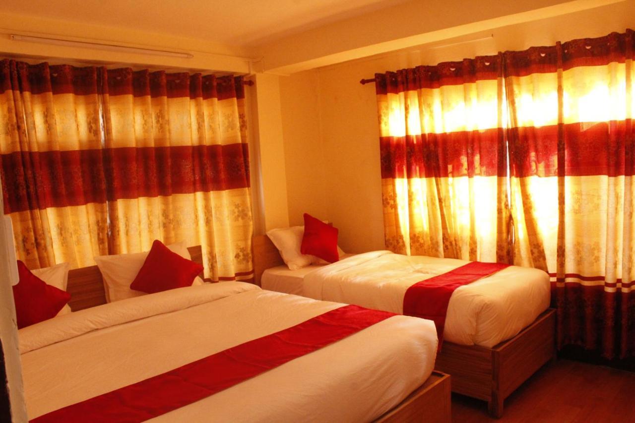 Mountain Backpackers Hostel Kathmandu Exterior photo