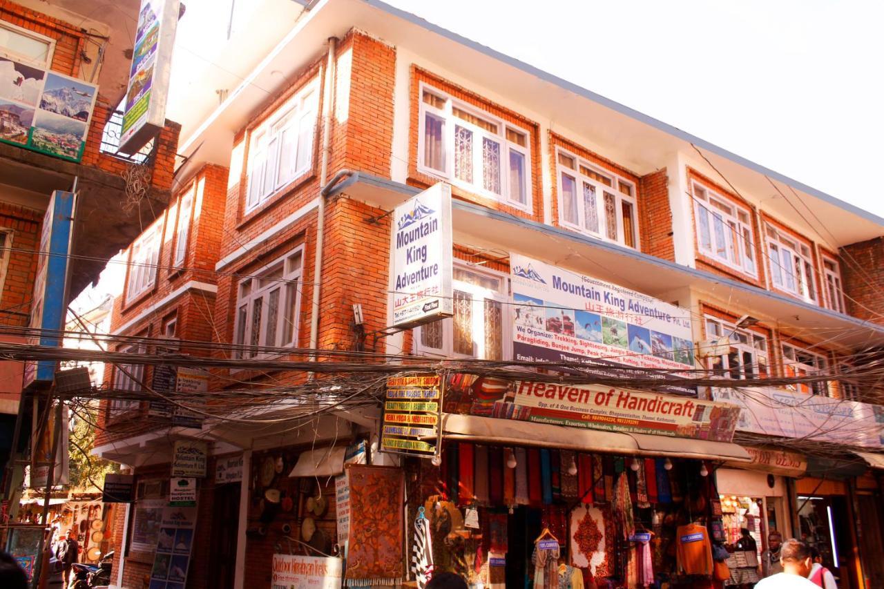 Mountain Backpackers Hostel Kathmandu Exterior photo