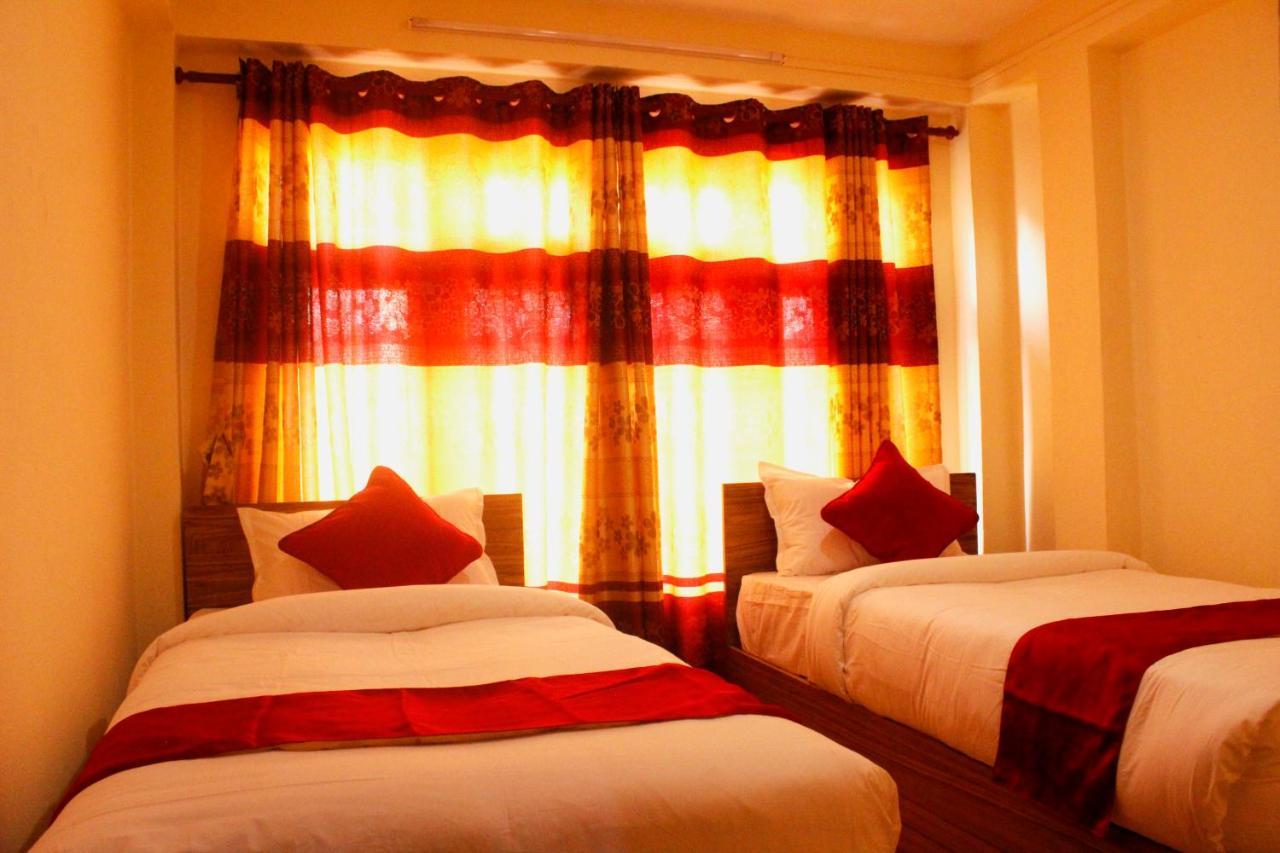 Mountain Backpackers Hostel Kathmandu Exterior photo